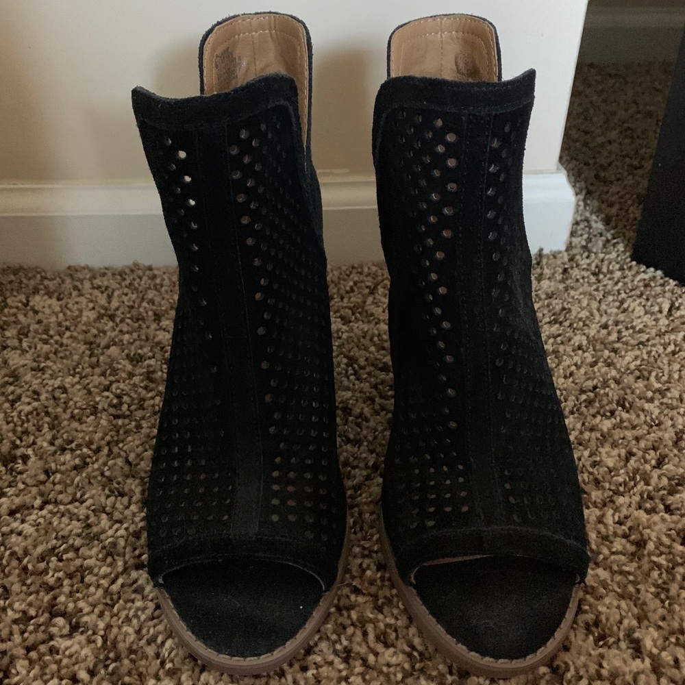 Lucky Brand Open Toed Black Suede Heels